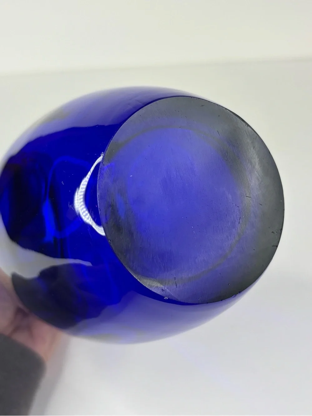 Vintage Cobalt Blue Art Glass Blenko Vase Clear Scroll Handles - Picture 7 of 10